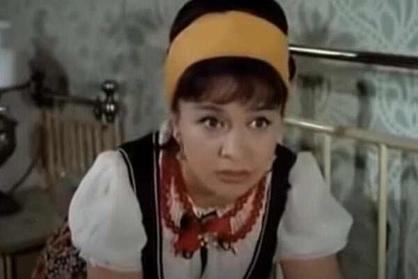 CELA JUGA JU JE OBOŽAVALA, A ONA JE NAPRASNO NESTALA: Ceo ŽIVOT posvetila jednom ČOVEKU i zbog njega otišla DALEKO