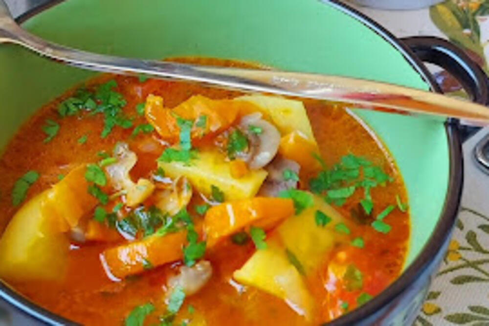 BAKA PODELILA RECEPT ZA NAJUKUSNIJU POSNU ČORBU: Zbog ovakve pripreme mislićete da IMA I MESO