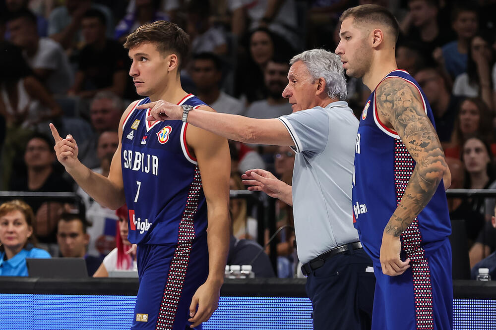 SRBIJA NA +23 PROTIV KINE! Saletovi momci pokazali zube, a "orlovi" daleko veći kvalitet (FOTO)