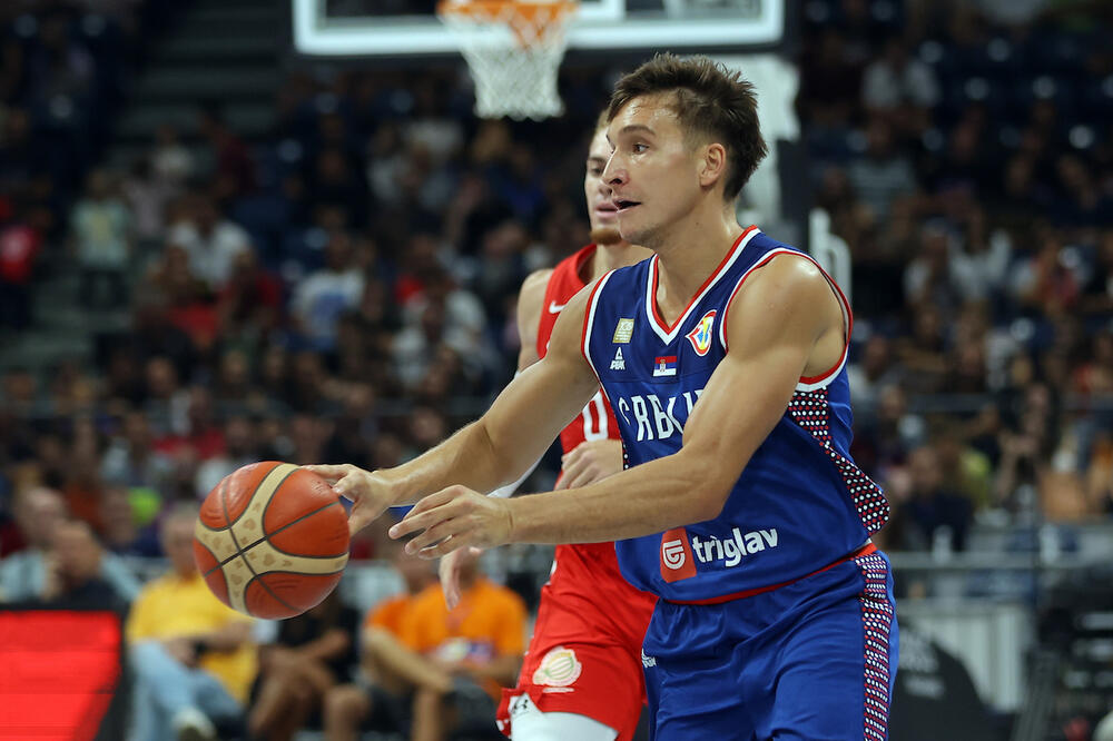 OVO JE TEODOSIĆEV DOPRINOS REPREZENTACIJI: Nestvaran potez Bogdanovića - bez gledanja za Dobrića! (VIDEO)