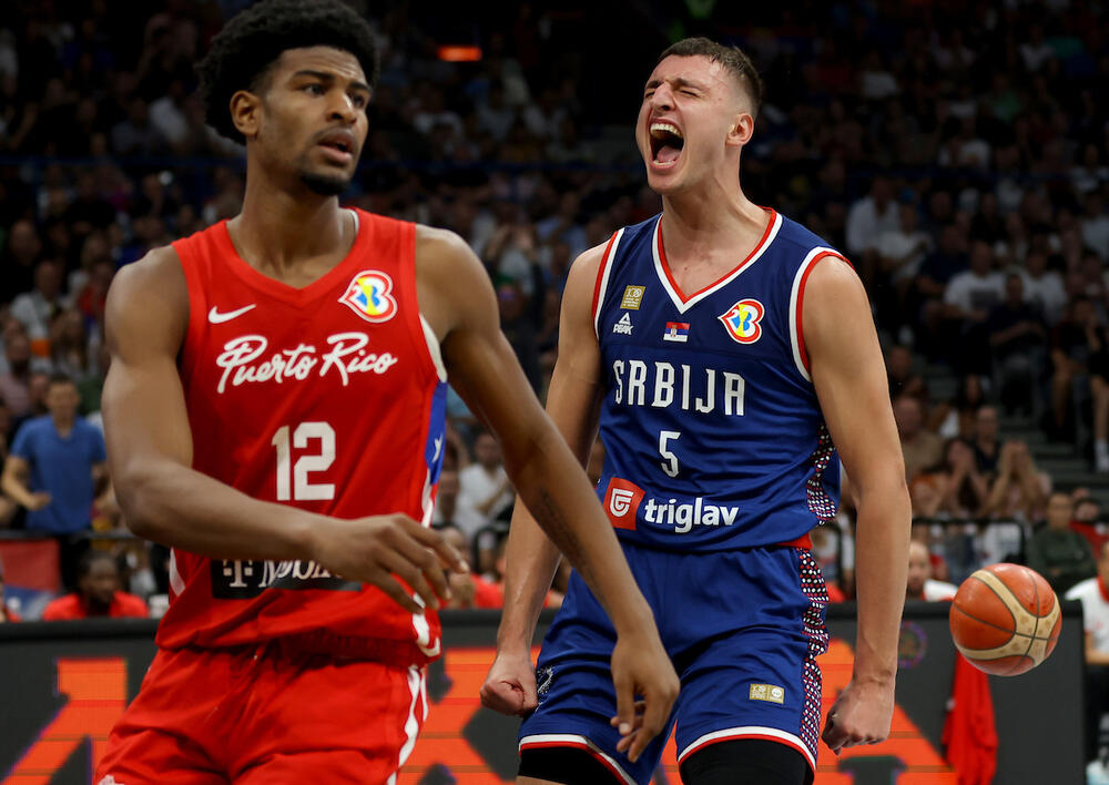 Emotivna proslava poena Nikole Jovića