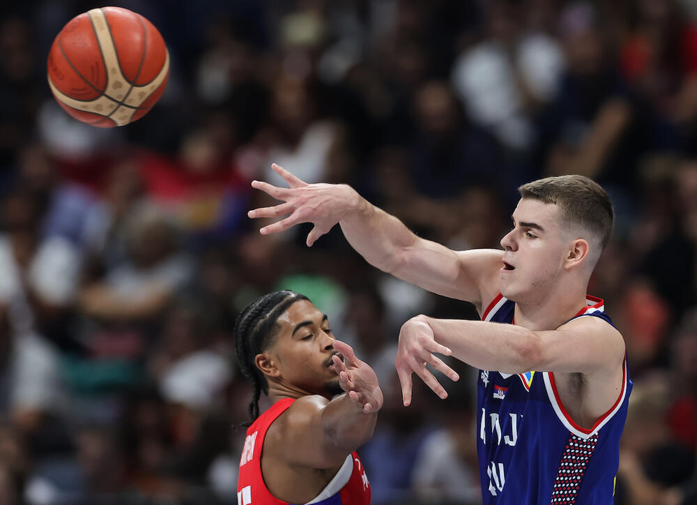 Nikola Topić na utakmici Srbije i Portorika