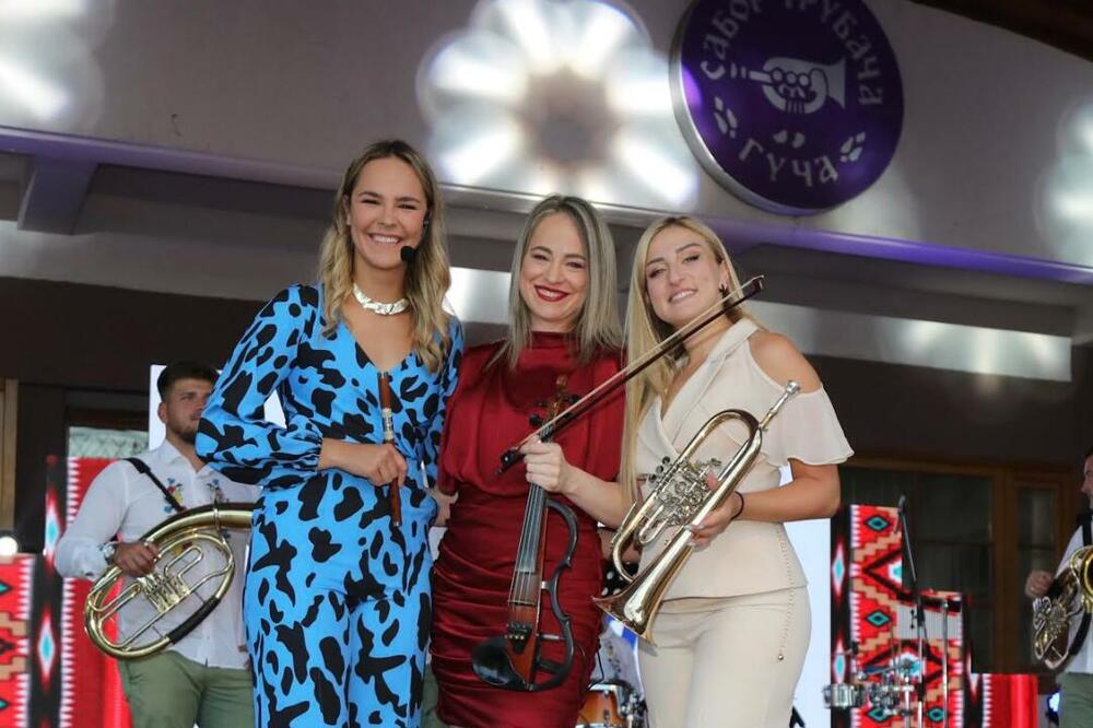 ORKESTAR DANIJELA PROSLAVIO 20 GODINA: Velikim koncertom u Guči proslavili jubilej