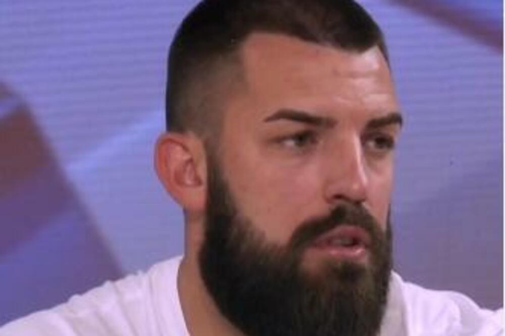 FITNES TRENER OTKRIO ŠTA NIKAD NE JEDE, ČAK NI DA MU PLATE: Mi se u tome "davimo" a ne znamo koliko je ODVRATNO