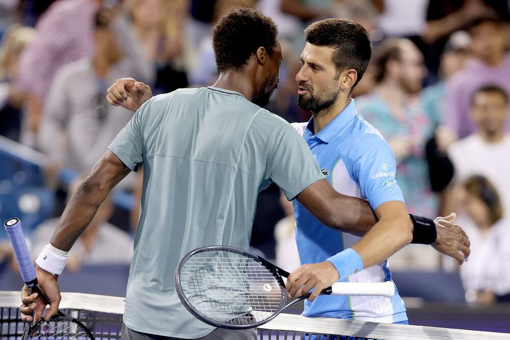 Gael Monfis i Novak Đoković