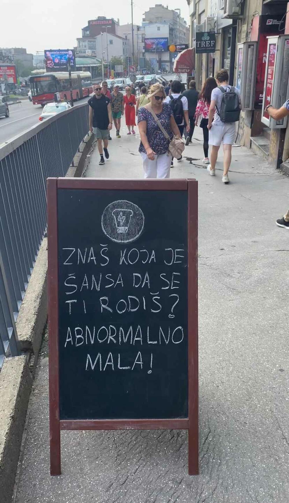 Motivacione poruke, Kafeterija