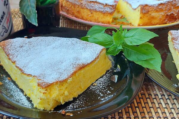 JAPANSKA PATIŠPANJ TORTA NA BAKIN NAČIN: Toliko MEKANA da ćete je stalno praviti i ima SAMO 4 SASTOJKA (RECEPT)