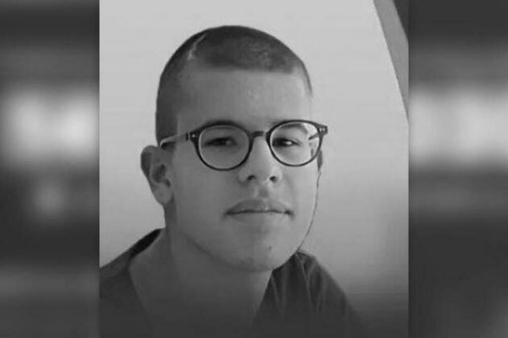 TUGA DO NEBA! Preminuo Lazar, dečak koji se borio sa TUMOROM MOZGA!