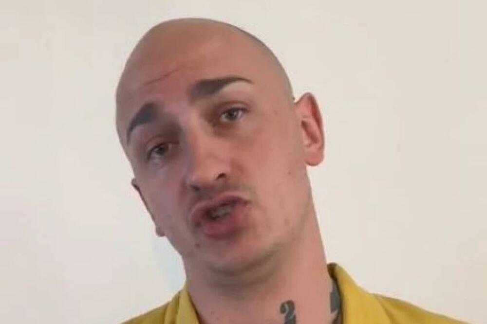 POZNATI REPER PRUŽIO PODRŠKU LGBT ZAJEDNICI! Progovorio u EMISIJI UŽIVO, čeka se reakcija fanova?