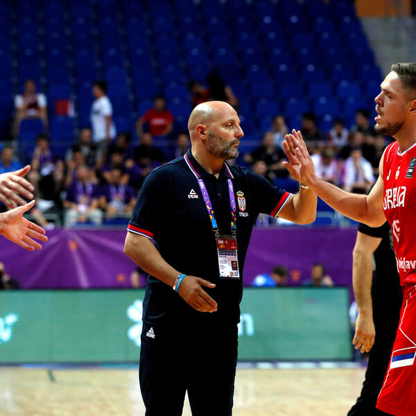 BIVŠI REPREZENTATIVAC KOJI JE VODIO SRBIJU DO FINALA BODRI ORLOVE: Vi ste za mene prvaci univerzuma!