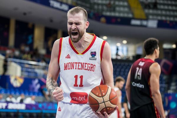 "KAD SE IGRA BEZ PRITISKA, LEPE STVARI MOGU DA SE URADE!" Crnogorac Nemanja Radović za Espreso pred Mundobasket
