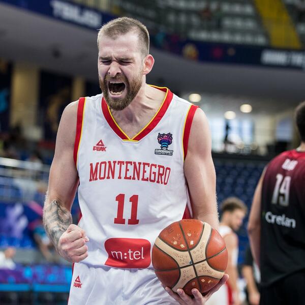 "KAD SE IGRA BEZ PRITISKA, LEPE STVARI MOGU DA SE URADE!" Crnogorac Nemanja Radović za Espreso pred Mundobasket