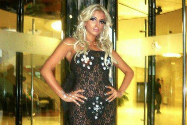 NEKADA BOSANSKA PARIS HILTON, A SADA BIVŠA VODITELJKA: Ovu ŽENU znaju svi, INTIMNU REGIJU prekrila CIRKONIMA