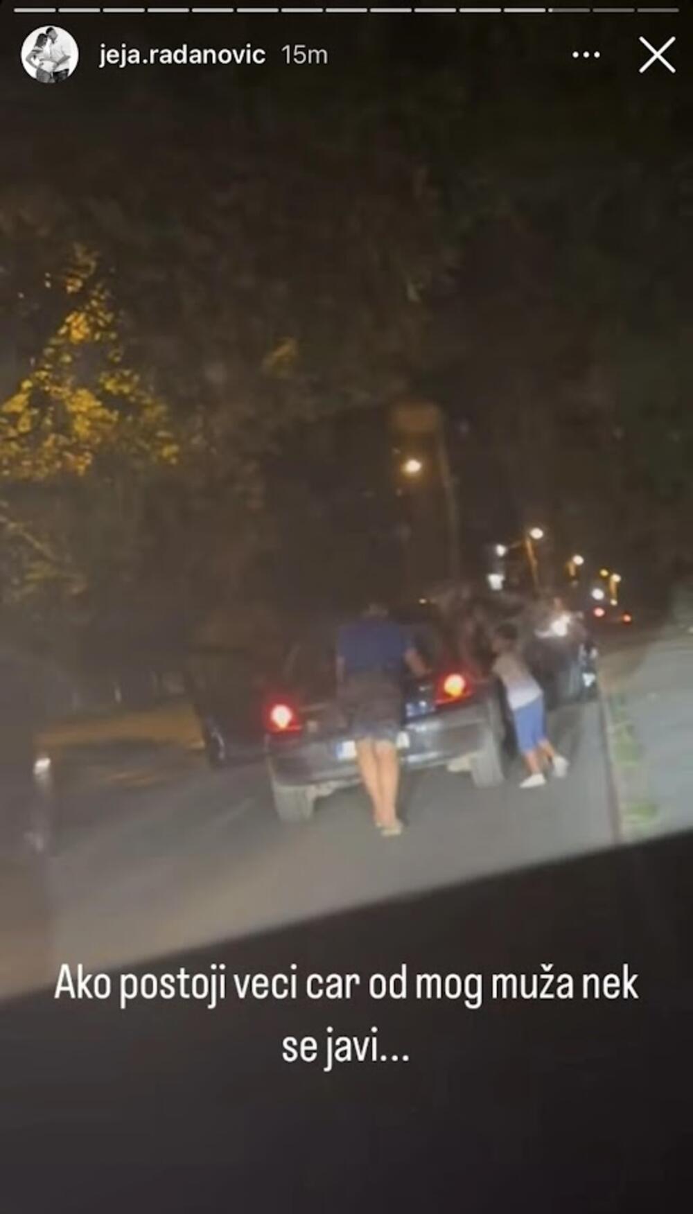 Radanović je zasukao rukave i gurao kola, te je ljudima sve vreme bio na raspolaganju.