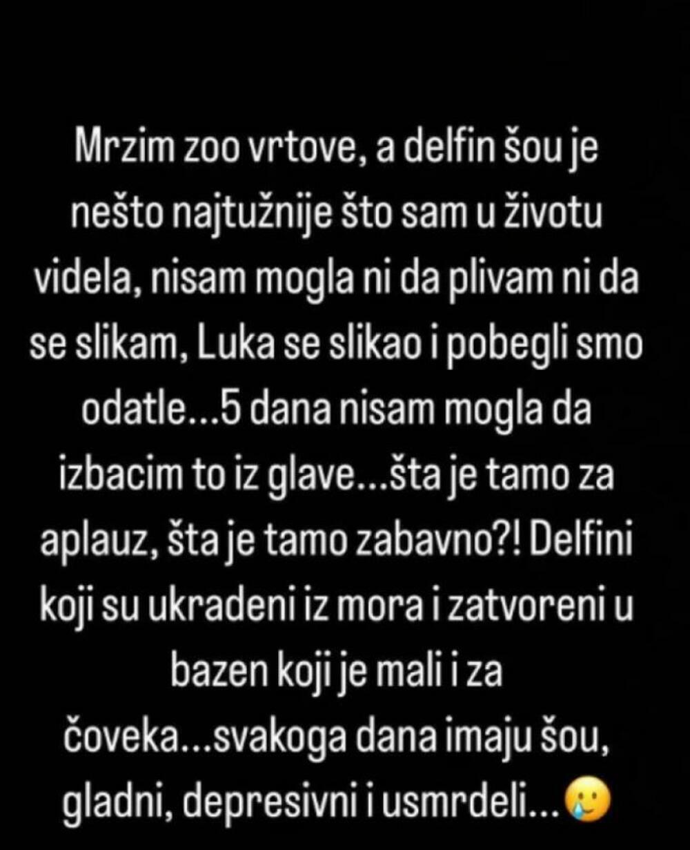 Ona se svojim pratiocima obratila u žaru emocija