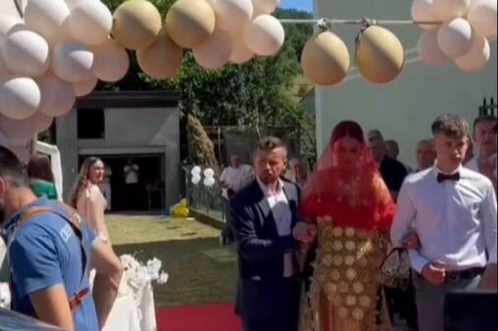 SKANDAL NA SVADBI U BEOGRADU: Ljudi se zabavljali do jutra, a kad su krenuli kući dočekala ih NEVIĐENA NEPRIJATNOST