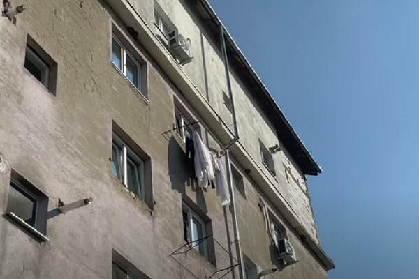 "NAZVALA ME KU*VOM JER RADIM KAO KONOBARICA": Devojka upozorila podstanare u Beogradu na GAZDARICU IZ PAKLA (FOTO)