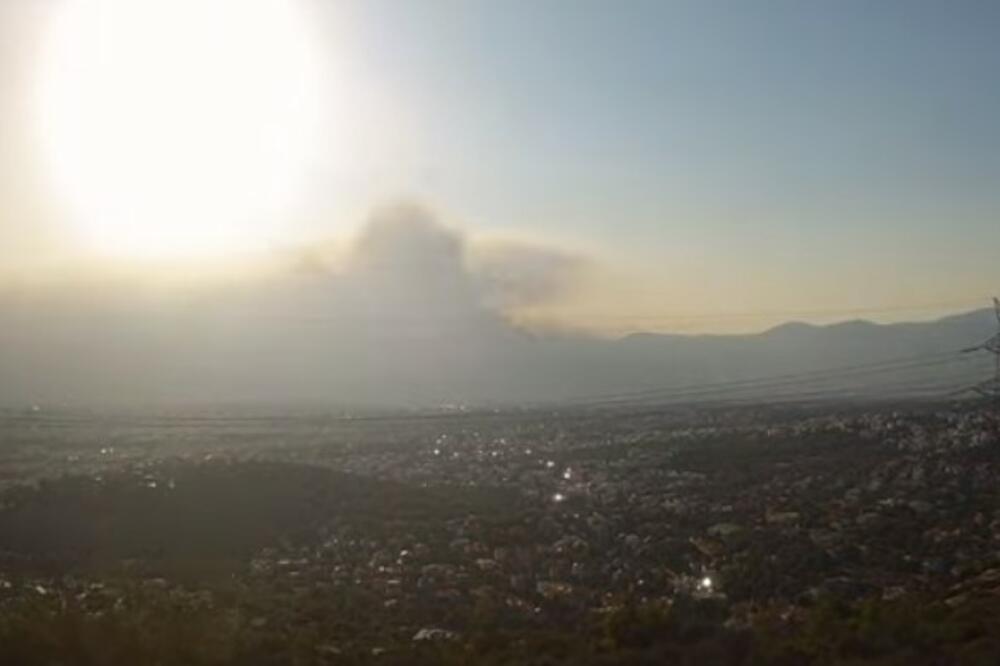 KAMERE NACIONALNE OBSERVATORIJE SNIMILE POŽAR U GRČKOJ: Prizori kao iz APOKALIPSE, zemlja RAZORENA (VIDEO)