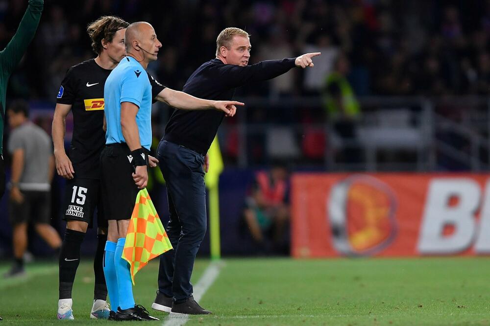 "ZA KLASU SU BOLJI": Trener Noršelenda uporedio Partizan sa FCSB, otkrio od koga strahuje