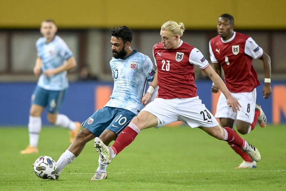 Gajas Zahid (levo) na utakmici Austrije i Norveške