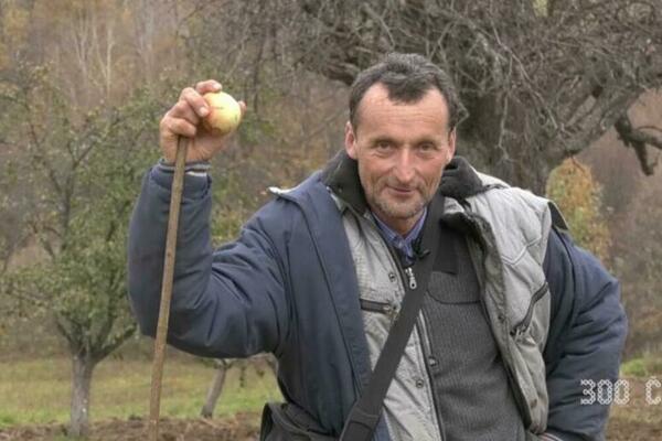 STEVAN NIKAD NIJE PRESPAVAO U KUĆI: Živi sa KRAVAMA, susedi se ŽALE zbog 1 STVARI, a on IMA JEDNU MOLBU (VIDEO)