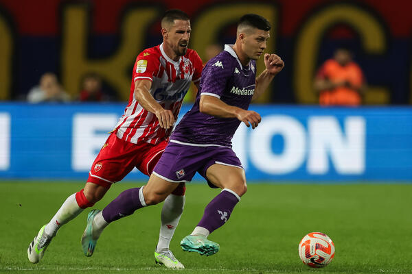 JOVIĆ NE DOLAZI U ZVEZDU, ALI IDE U NJEN BRATSKI KLUB? Konkurencija za potpis Stevan Jovetić (FOTO)