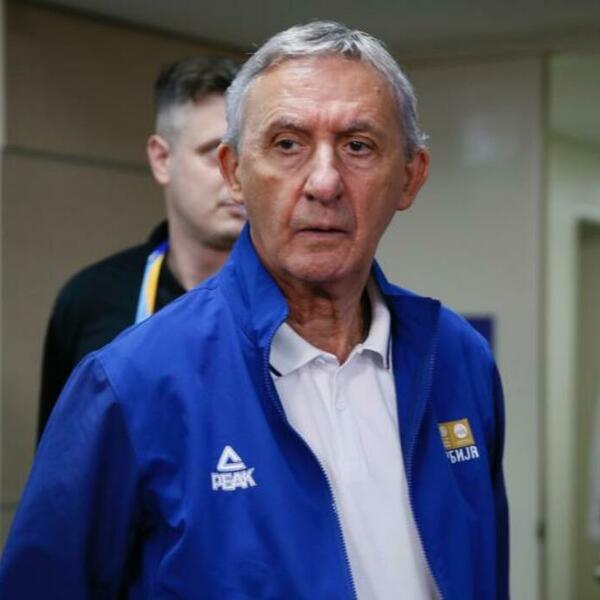 "BORIŠA JE DOSTA KRVARIO, DA GA NISU PREBACILI U SOBU ZA HITNE SLUČAJEVE..." Pešić govorio o Simaniću (VIDEO)