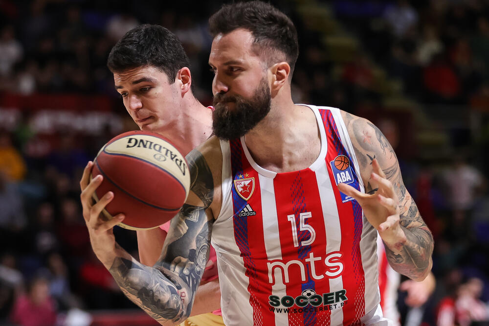 ZVEZDA BI MOGLA DA OSTANE BEZ CENTRA: Raduljica se seli u Grčku?!