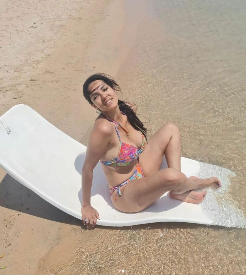Tanja Savić u bikiniju