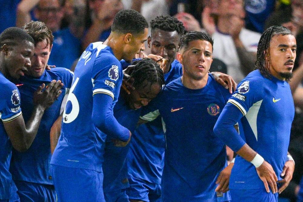 RAHIM SE IGRAO FUDBALA: Magični Sterling RAZBIO Luton za prvu pobedu Čelsija!