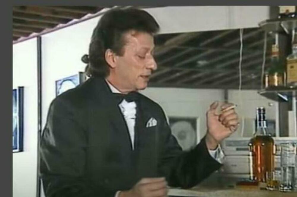 BIO JE LEGENDA NARODNE MUZIKE U JUGOSLAVIJI, A ONDA MU SE DESILA TRAGEDIJA: Jeziva sudbina najtužnijeg našeg pevača