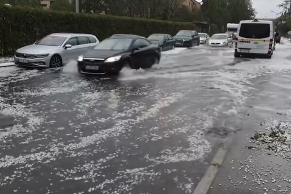 STRAŠNO NEVREME U NEMAČKOJ: Oluja čupala drveće i nosila krovove (VIDEO)