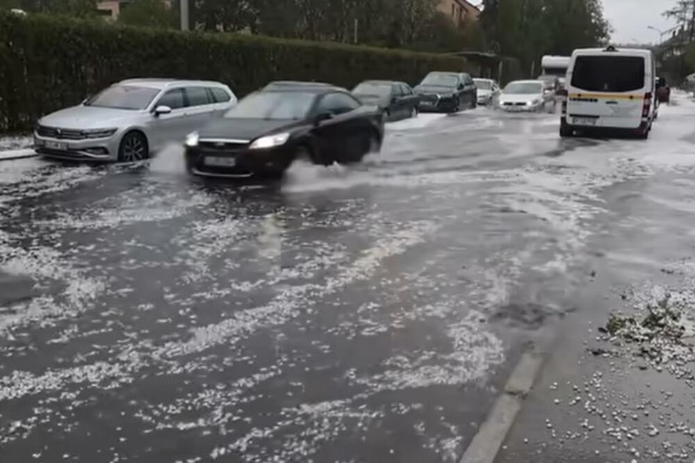 STRAŠNO NEVREME U NEMAČKOJ: Oluja čupala drveće i nosila krovove (VIDEO)