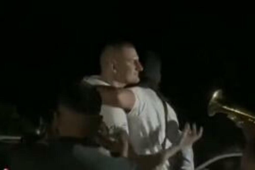 NAJNOVIJI SNIMAK JOKIĆA U PROVODU: Gordon je i dalje tu, slavilo se uz trubače - da nisu malo preterali? (VIDEO)