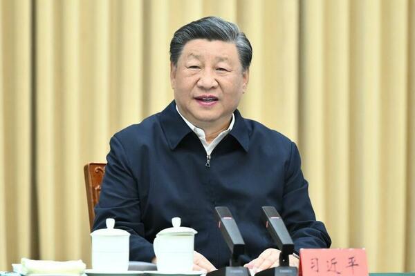 Si Đinping: Uložiti više napora u izgradnju prelepog Sinđijanga