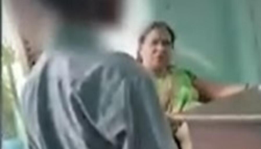 Učiteljica nasilnik