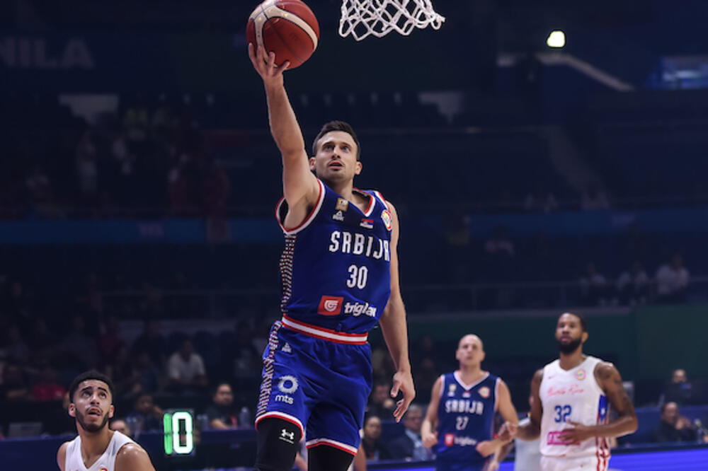 KAKO SE ALEKSA SPREMA ZA DOČEK: Pojavila se prva fotka Avramovića nakon povratka u Beograd! (FOTO)