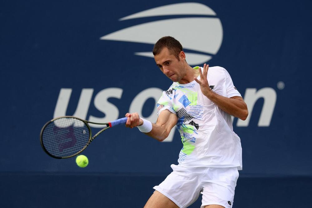 SRPSKI DERBI NA US OPENU: Đere RAZBIO Francuza za meč sa Đokovićem