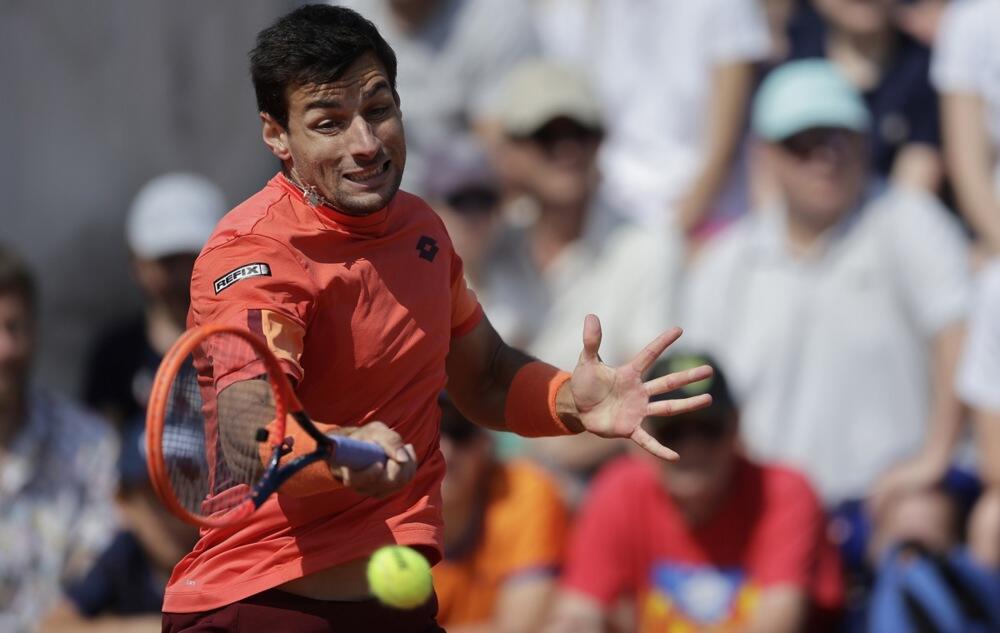 Bernabe Zapata Miraljes