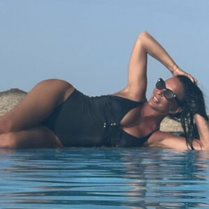 NEKAD BOG I BATINA NA ESTRADI, A SAD BAKA PO TREĆI PUT! U kuću stigla PRINOVA - vest odjeknula