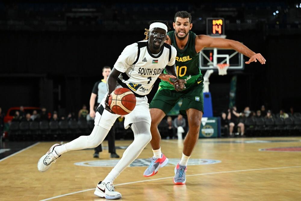 Nuni Omot na pripremnoj utakmici za Mundobasket protiv Brazila