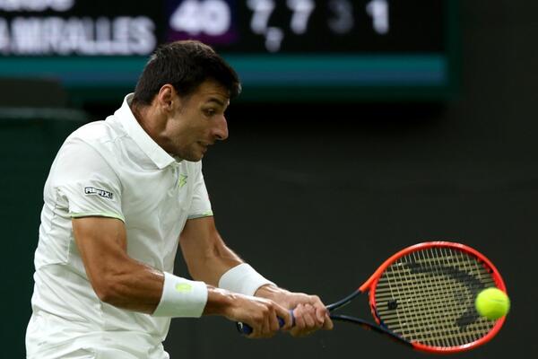 "MAŠINA, JEDAN OD NAJBOLJIH U ISTORIJI!" Španac hvalio Đokovića pred prvi susret (FOTO)