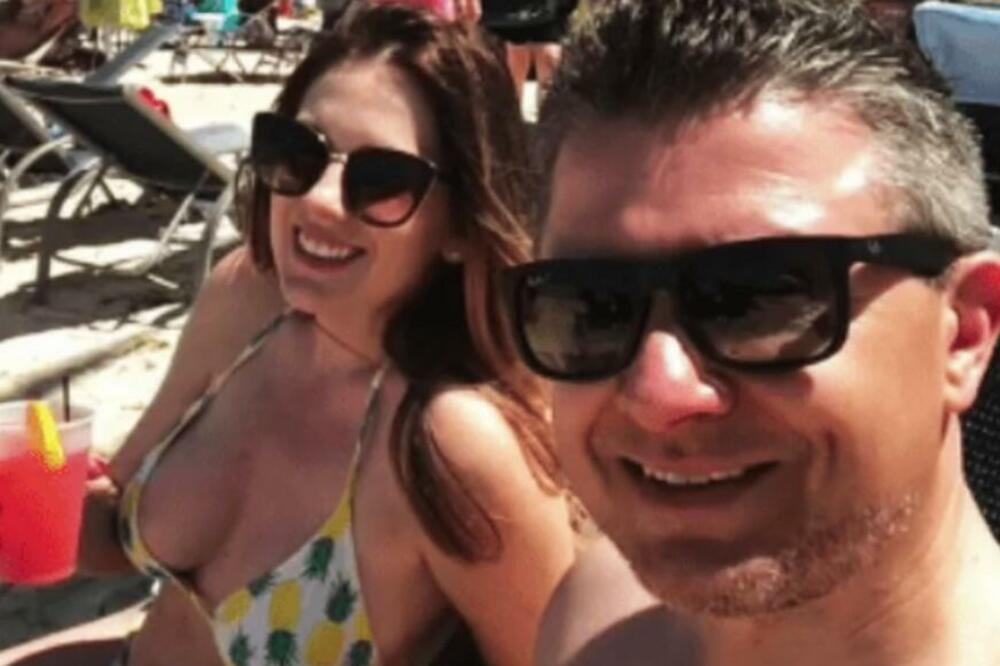 POJAVILA SE SA MUŽEM NA PLAŽI U OVAKVOM BIKINIJU I DOŽIVELA HOROR: Zbog ovog detalja svi su želeli SE*S SA NJIMA