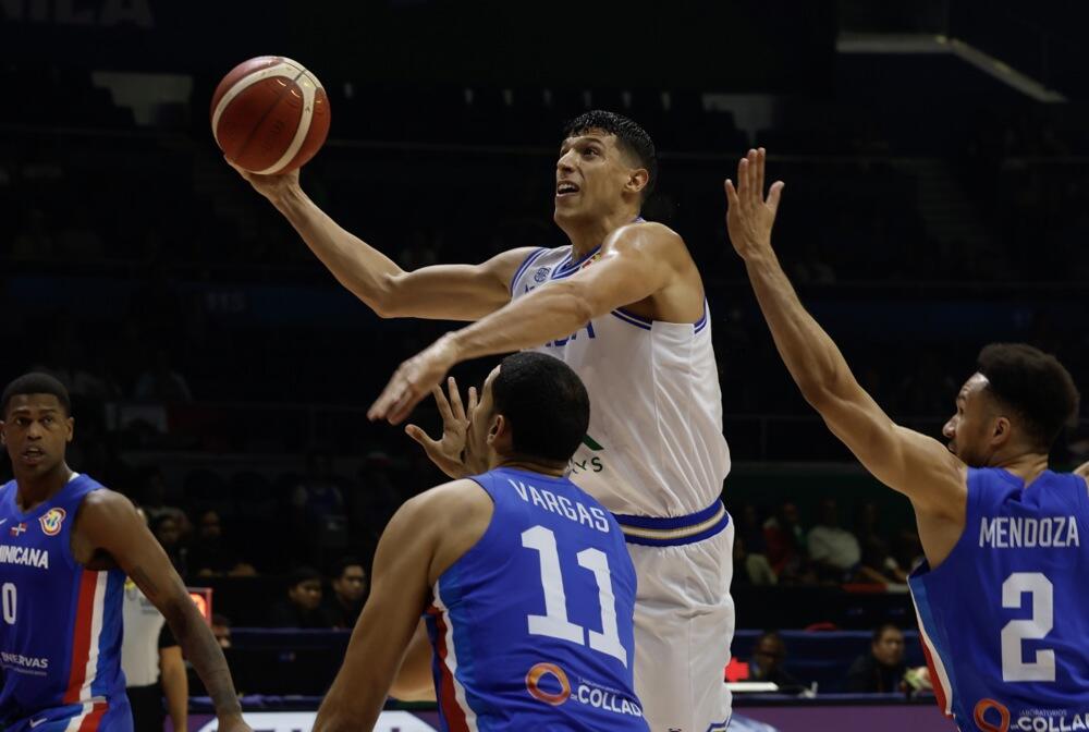 Simone Fontekio na utakmici Dominikanske Republike i Italije