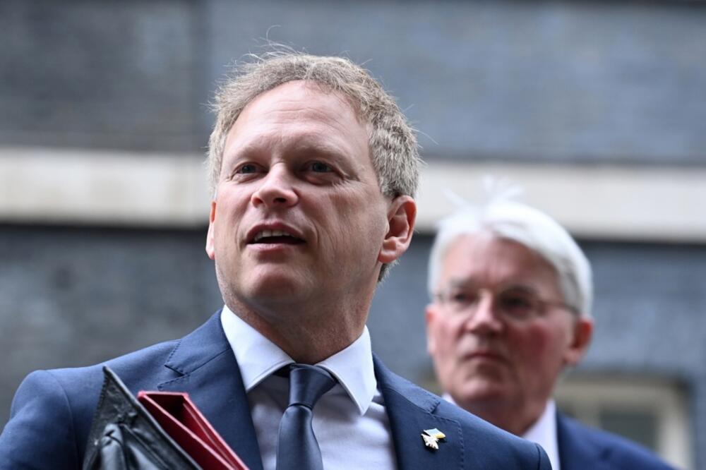 NIJE ČEKAO NI TRENUTKA, SUNAK MOMENTALNO NAŠAO ZAMENU ZA VOLASA: Ovo je novi ministar odbrane Velike Britanije