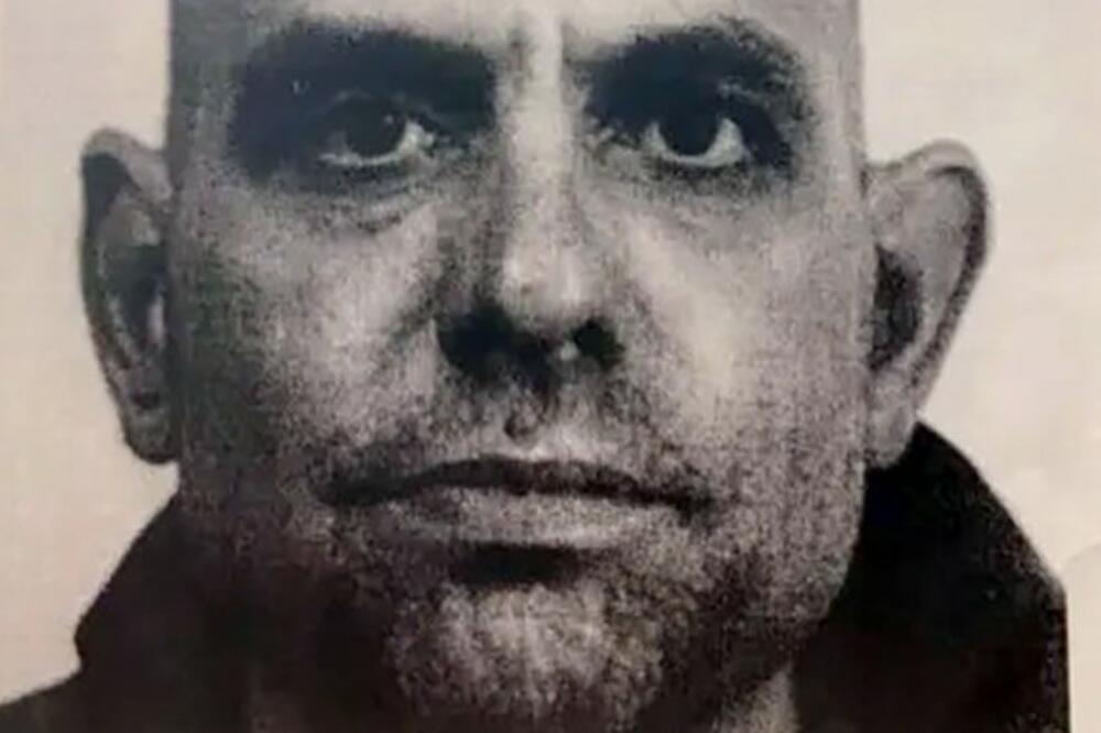 OVAJ ČOVEK JE POBEGAO SA PSIHIJATRIJE: Težak je ŠIZOFRENIČAR, policija upozorava da može biti OPASAN PO DRUGE