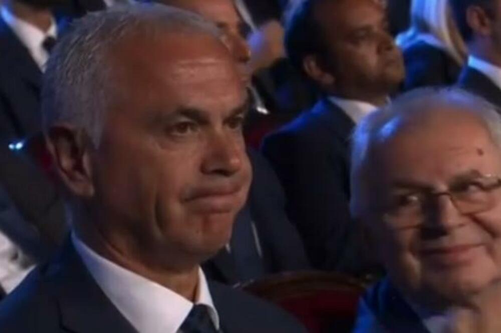 REAKCIJA ZVEZDANA TERZIĆA SVE GOVORI: Evo šta je uradio kad je video da su izvukli Siti i Lajpcig! (FOTO)