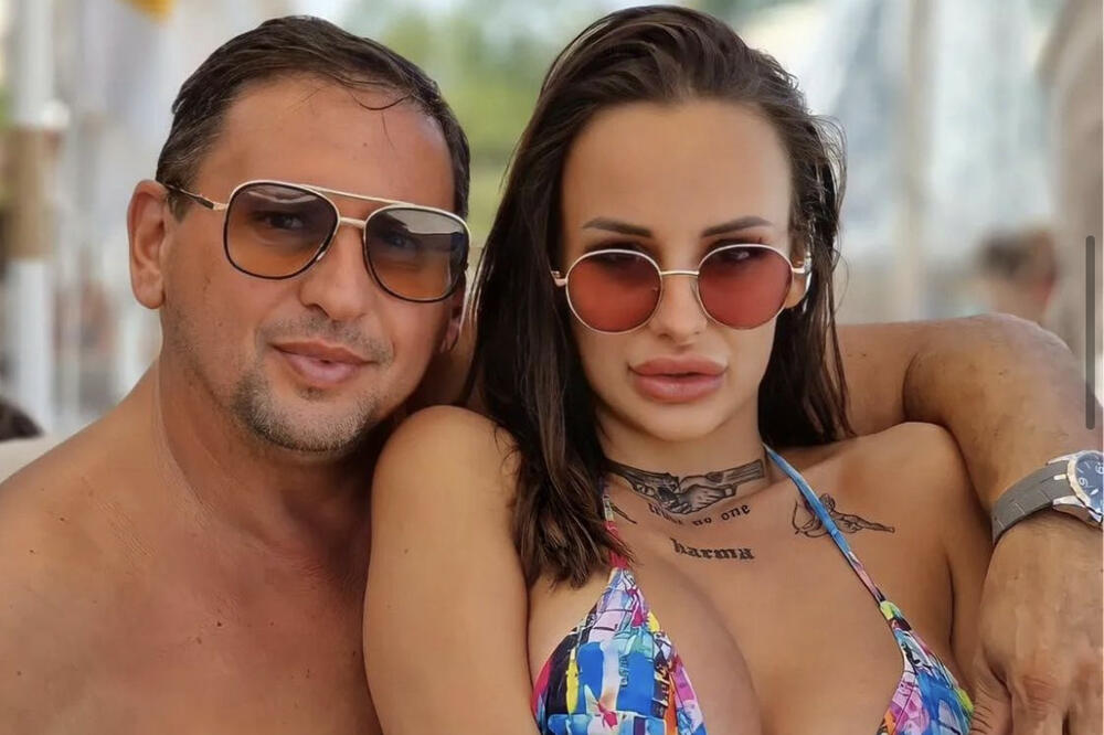 PA GDE SI POŠLA TAKO OBUČENA? Crnka BEZ BRUSA stala ispred NOVINARA pa se ISPRSILA: Tu je i njen STARIJI DEČKIĆ