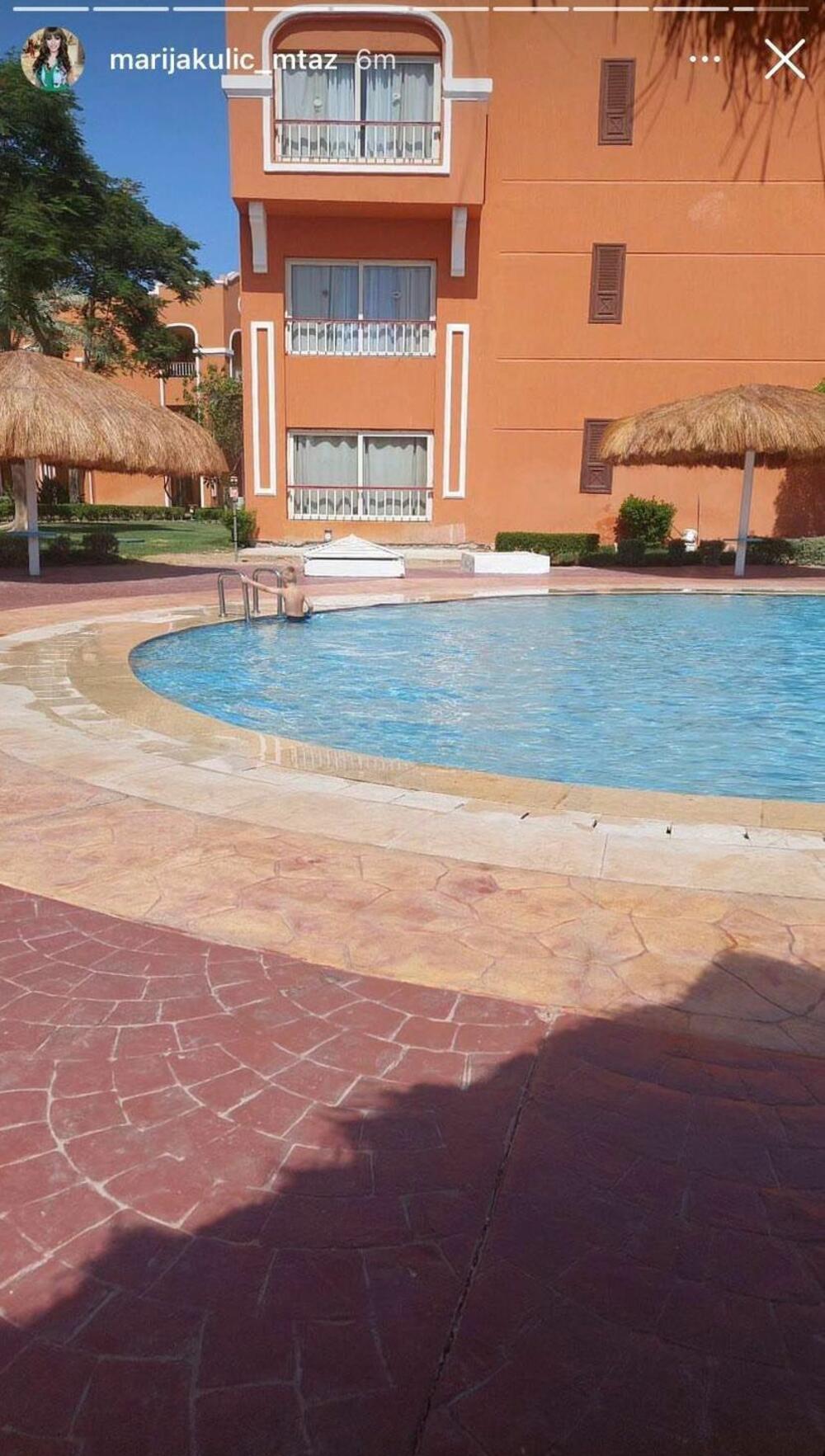 Marija Kulić sa unukom Željkom na odmoru