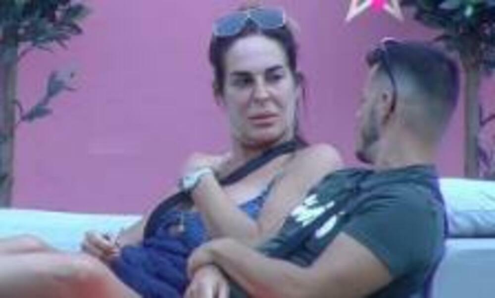 Kako Milena Kačavenda izgled bez šminke?